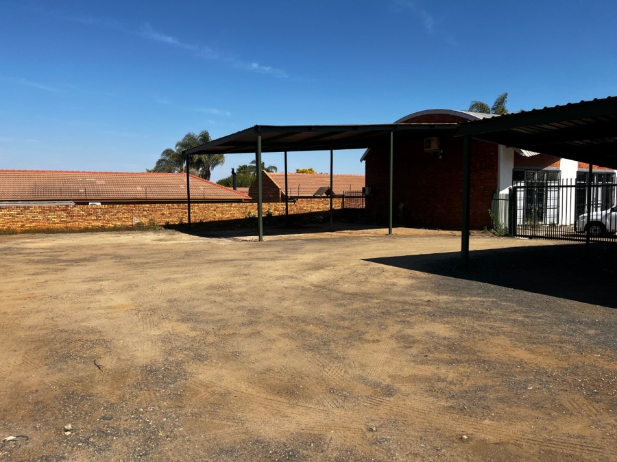 To Let commercial Property for Rent in Melodie North West